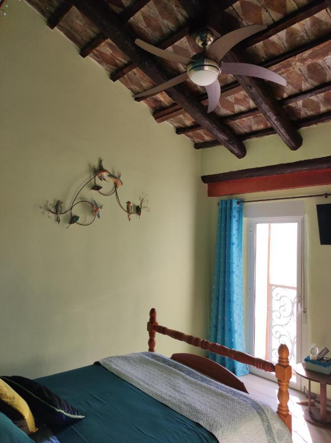Casa De Bello Tortosa Zewnętrze zdjęcie